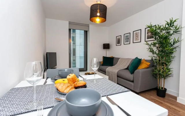 X1 Media City Trendy Pad