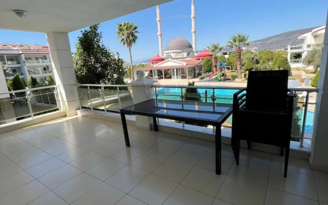 Flat With Shared Pool Sauna and Gym in Didim
