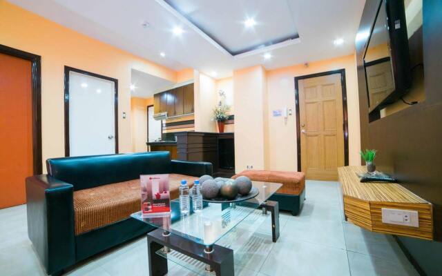 RedDoorz Plus @ Better Living Paranaque