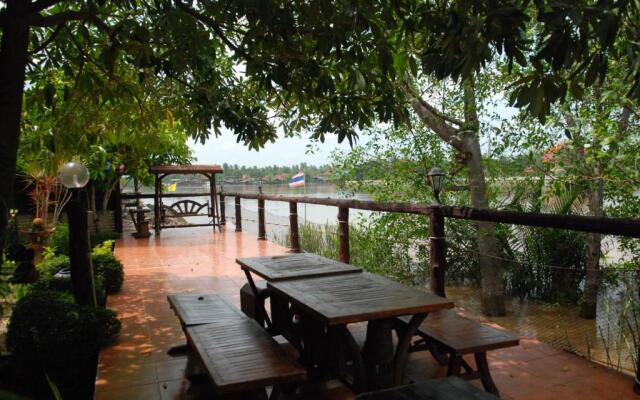 Baantip Suantong Resort