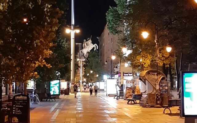 Square Exclusive Apartment 3n