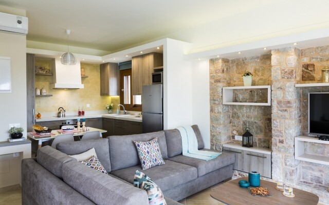 Muses Beach Villas - Urania