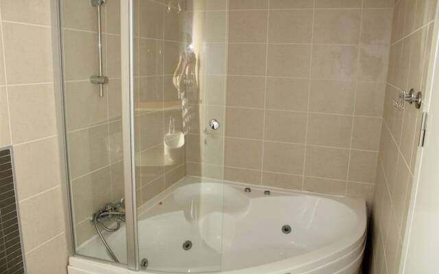 Novron Villa 4 Bedroom by Belek Rental
