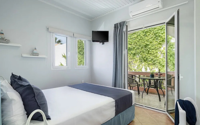 Elena SeaFront Luxury Apartments