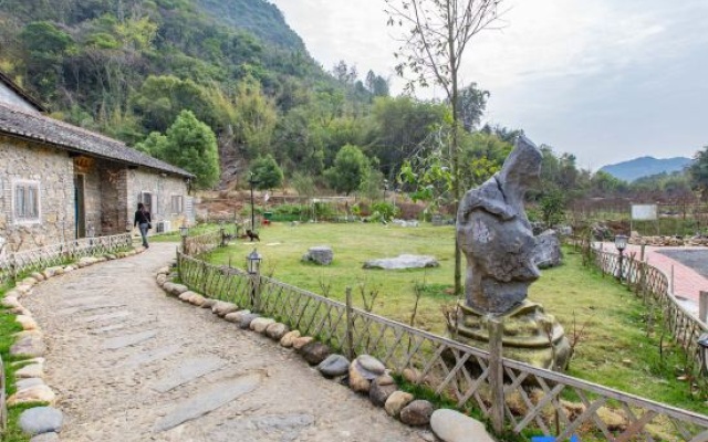 Yingde 25℃ Shizhu Homestay (Yingxi Fenglin Corridor Branch) – Outside – Qingyuan