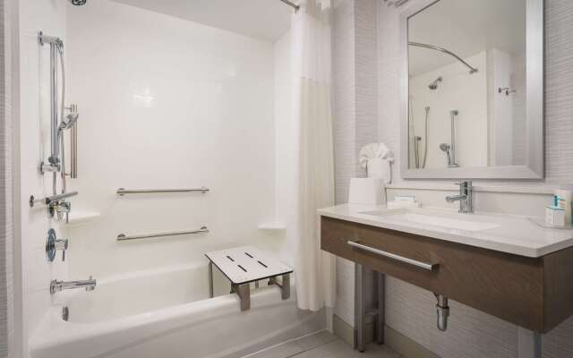 Hampton Inn by Hilton Springfield