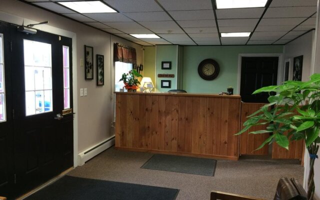 Colonial Valley Motel