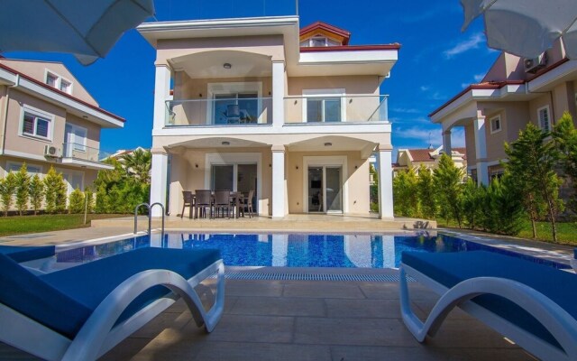 Villa Almira