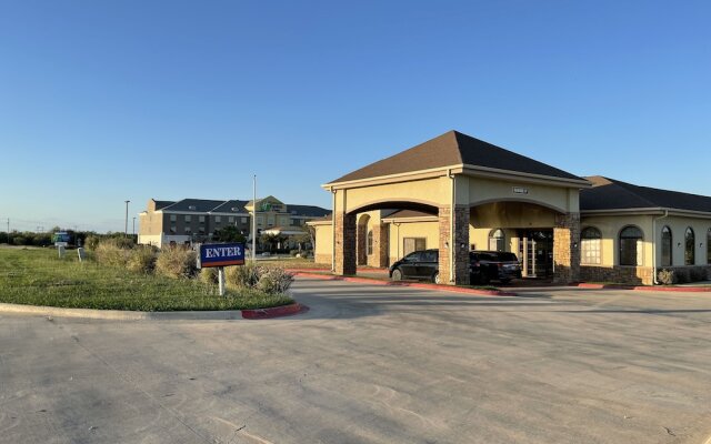 Sunbridge Inn and Suites