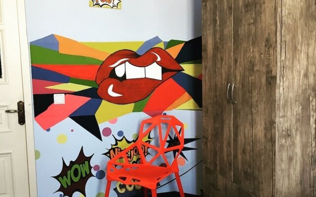 Check Point Hotel