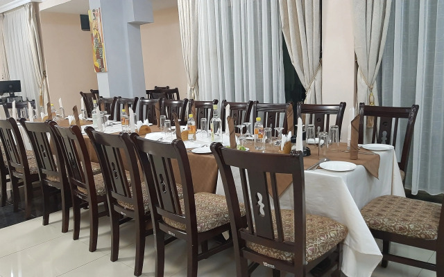 Teferi Mekonnen Hotel