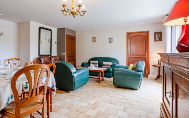Holiday Home Le Saint Vigor (BAX400)
