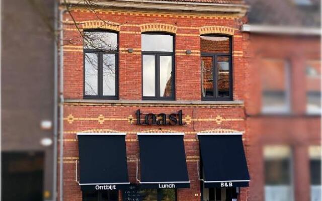 B&B Toast Hoogstraten