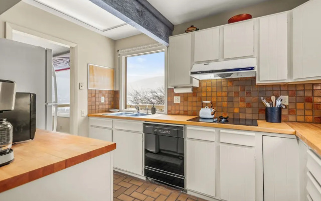 Oak Ridge Retreat by Snowmass Vacations