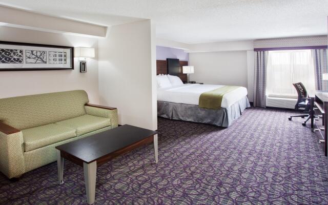Holiday Inn Express Atlanta West - Theme Park Area, an IHG Hotel