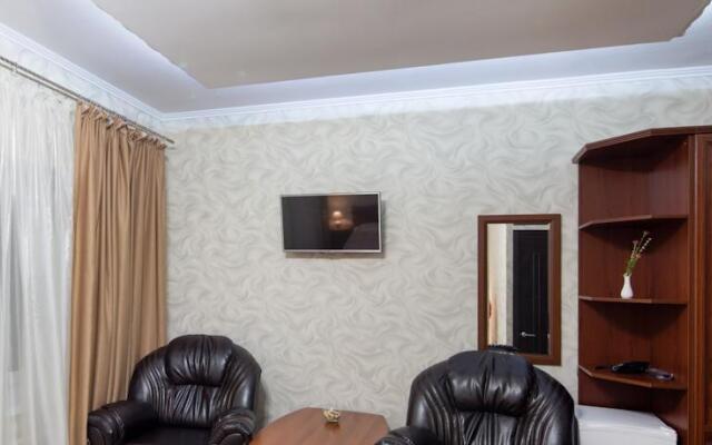 Отель «Элегант»