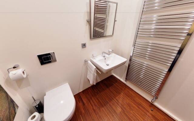 EMPIRENT River Apartments