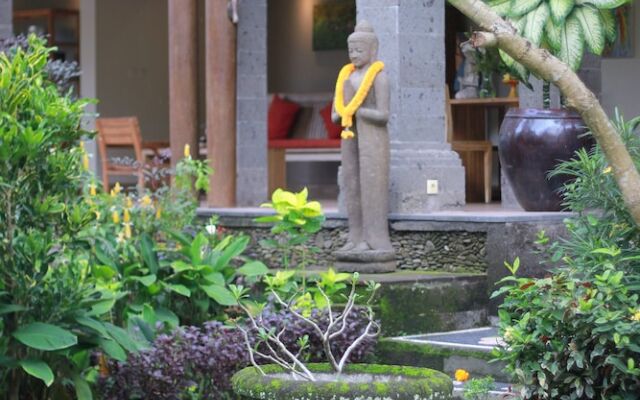Sarin Ubud Villa