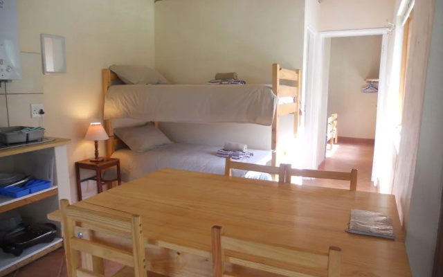 De Hoop Cottages