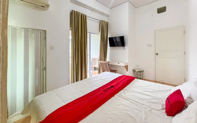 RedDoorz @ Kanaka Hostel Tanjung Pinang – Guest Rooms – Tanjung Pinang