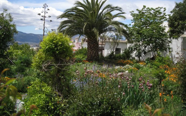 Alojamiento Rural Viña y Rosales