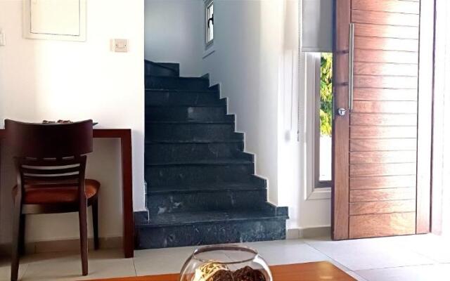 Colonial Villa 32