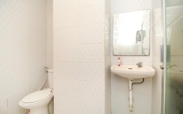 Global Inn Surabaya by RedDoorz