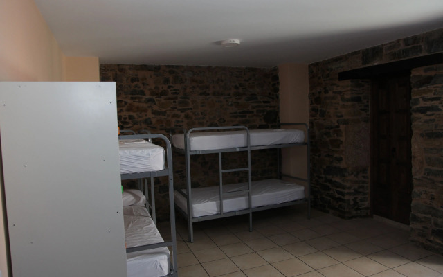 Pensión San Antón - Hostel