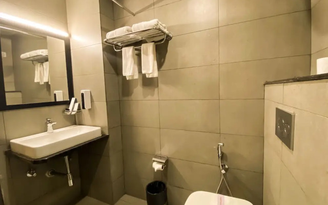 Sky Suites Huda City Center