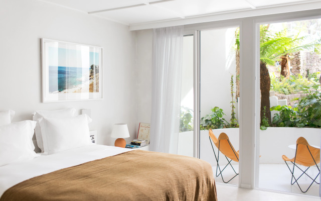 Les Roches Rouges, a Beaumier hotel