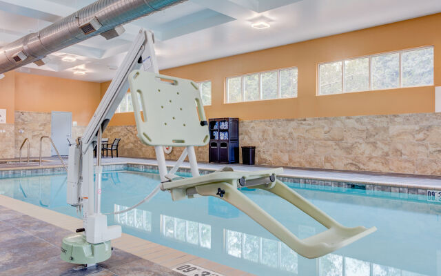 Holiday Inn Hotel & Suites Lafayette North by IHG