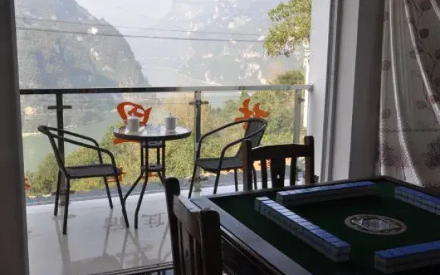 Mengliwan Farmhouse