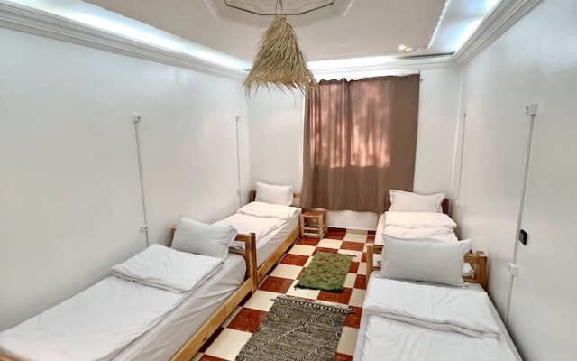 Auberge sunrise surf camp