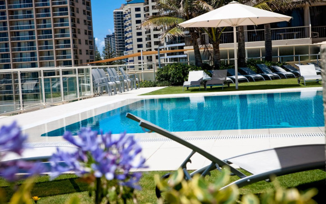 Paradise Centre Apartments