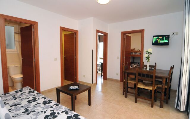 Apartamentos AR Family Caribe