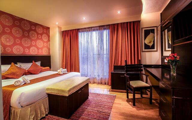 The Monarch Hotel