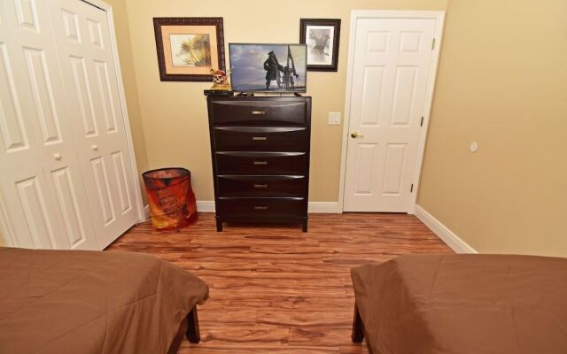 848KD Sunny Place 4 Br villa by RedAwning