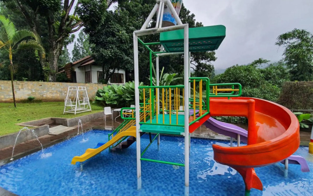 Ariandri Hotel & Resort 