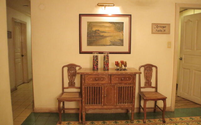 Roxas President's Inn