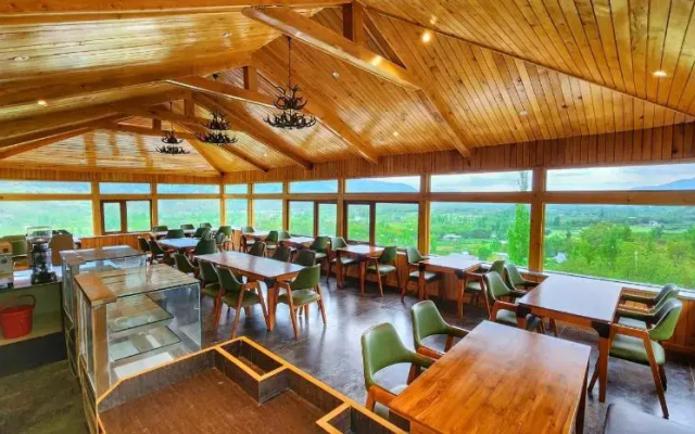 The Walnut Creek Hotel