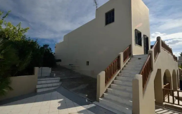 Knossos Palace Secluded Villa