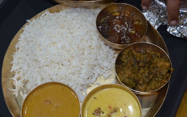 8fold by Larisa, Jibhi