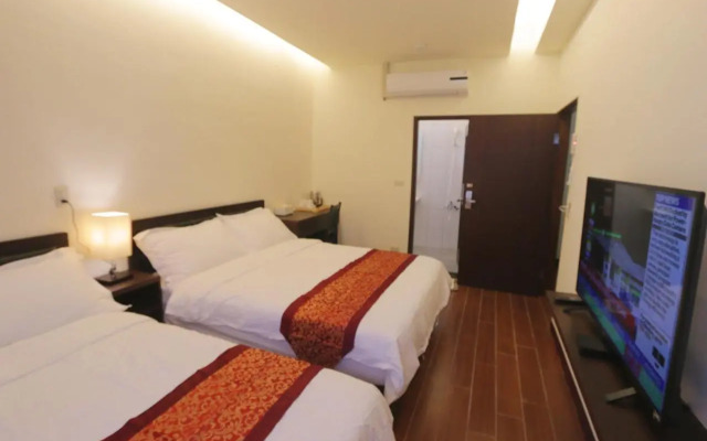 Flower Homestay
