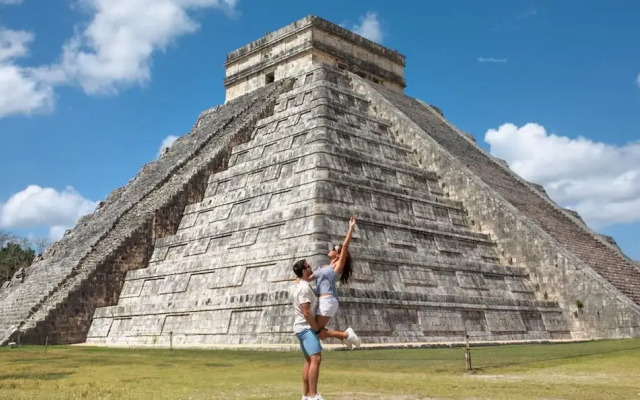 Luxury Penthouse w Private Pool Stunning Views