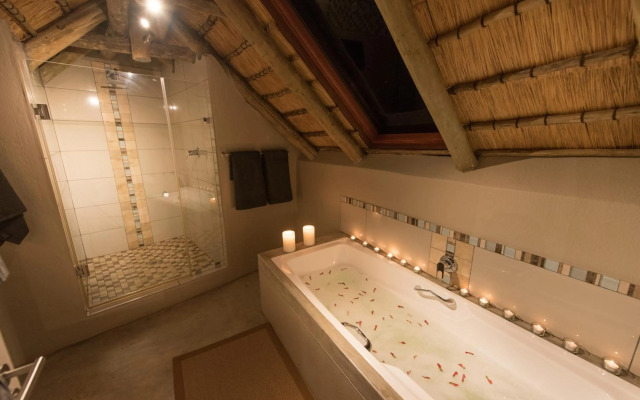 eKhaya Bush Villa