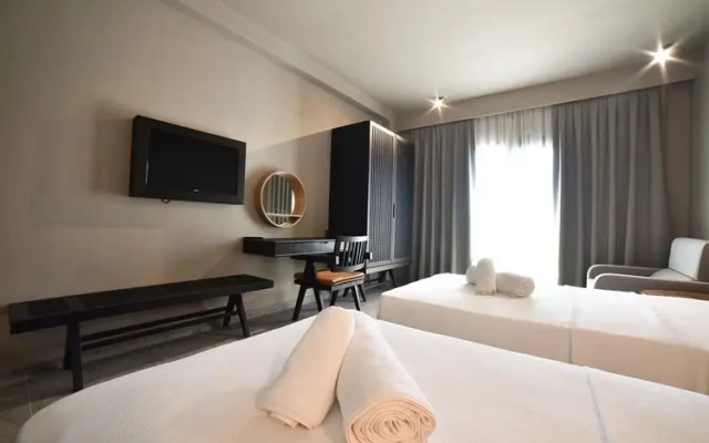 Kotinos Beach Hotel