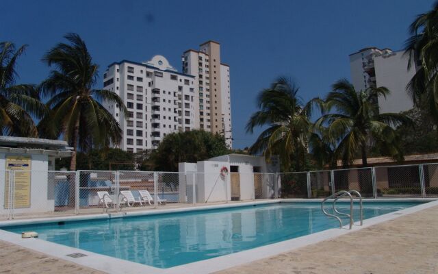 Hotel Palmarena Plaza