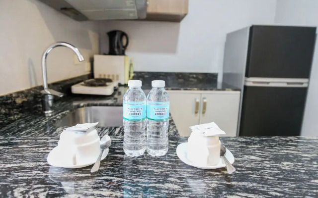 Pacific Bay Grand Suites