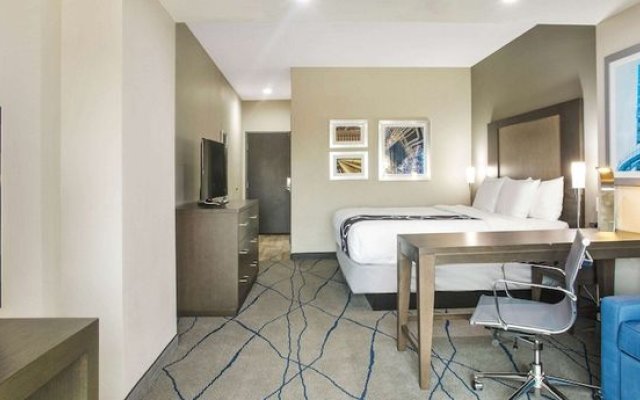 La Quinta Inn & Suites By Wyndham Ponca City