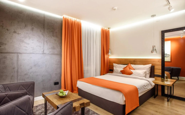 One Luxury Suites